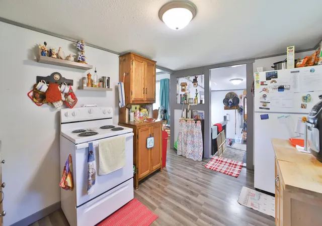 Photo 4 of Single family home for sale at 515 SW 2nd Street, Staples, MN 56479 | MLS# 7127468 | Listing updated on 2026-09-10