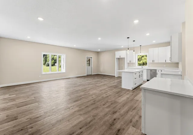 Photo 3 of Single family home for sale at 33006 Hilary Cir, Cambridge, MN 55008 | MLS# 7127598 | Listing updated on 2026-09-11