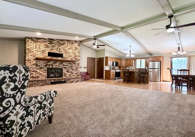 Photo 3 of Single family home for sale at 1604 Birchwood Pl, Worthington, MN 56187 | MLS# 7127688 | Listing updated on 2026-09-11