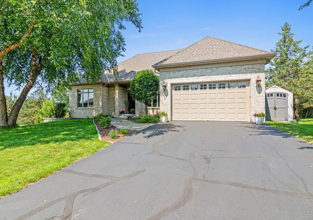 Photo 4 of Single family home for sale at 23 Ashbury Ct, Hudson, WI 54016 | MLS# 7127703 | Listing updated on 2026-09-15