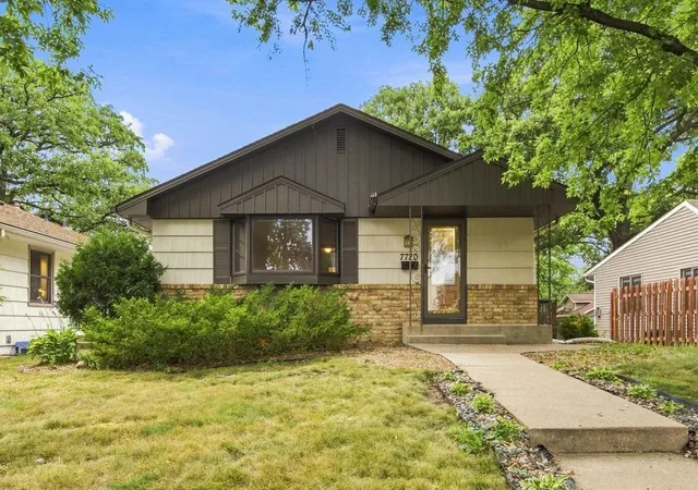 Photo 1 of Sale Pending at 7720 Edgebrook Dr, Saint Louis Park, MN 55426 | MLS# 7127723 | Listing updated on 2026-09-15