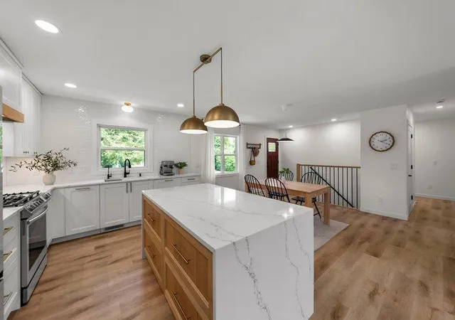 Photo 3 of Sale Pending at 8124 Mount Curv Blvd, Minneapolis, MN 55445 | MLS# 7127730 | Listing updated on 2026-09-14