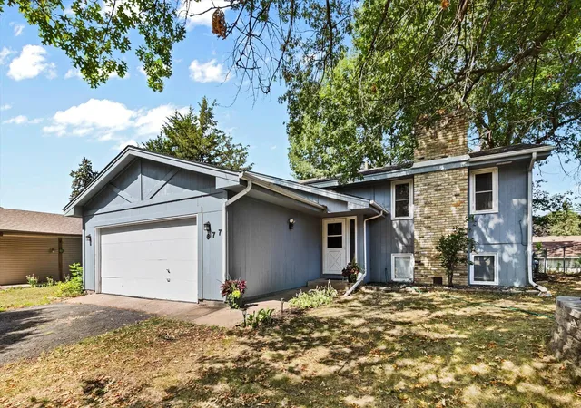 Photo 3 of Sale Pending at 677 California Ave E, Saint Paul, MN 55106 | MLS# 7127756 | Listing updated on 2026-10-18