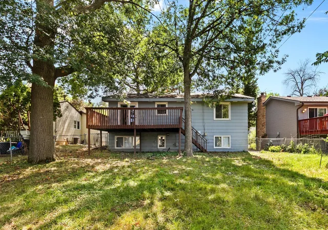 Photo 4 of Sale Pending at 677 California Ave E, Saint Paul, MN 55106 | MLS# 7127756 | Listing updated on 2026-10-18