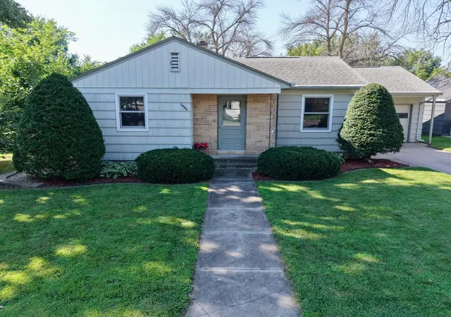 Photo 2 of Sale Pending at 1008 Boxelder St, Mountain Lake, MN 56159 | MLS# 7127808 | Listing updated on 2026-09-11