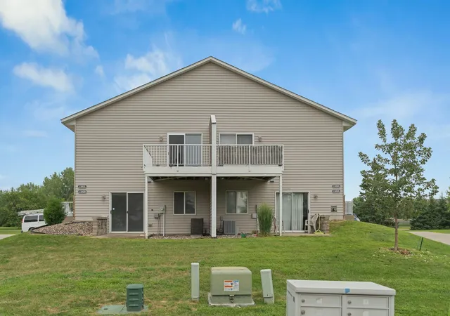 Photo 4 of Single family home for sale at 15831 Gooseberry Way, Saint Paul, MN 55124 | MLS# 7127862 | Listing updated on 2026-09-14