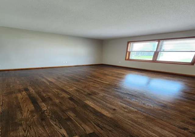 Photo 3 of Sale Pending at 4838 Salley Ln Nw, Rochester, MN 55901 | MLS# 7128003 | Listing updated on 2026-09-15