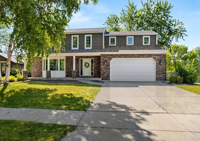 Photo 1 of Single family home for sale at 2949 Peterson Pkwy N, Fargo, ND 58102 | MLS# 7128009 | Listing updated on 2026-09-25