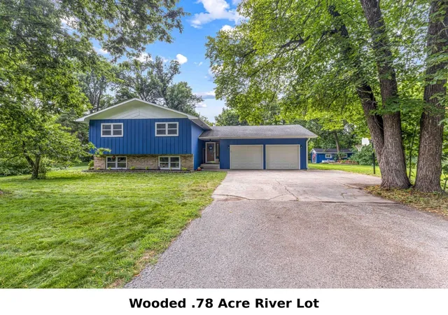 Photo 3 of Single family home for sale at 7407 Elm Ct, Horace, ND 58047 | MLS# 7128050 | Listing updated on 2026-09-11