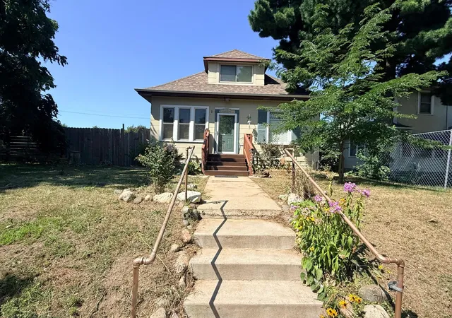 Photo 3 of Single family home for sale at 3343 Girard Ave N, Minneapolis, MN 55412 | MLS# 7128110 | Listing updated on 2026-09-14