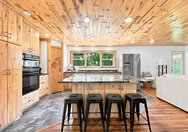 Photo 4 of Single family home for sale at 30909 Eagle Lake Rd, Frazee, MN 56544 | MLS# 7128113 | Listing updated on 2026-10-07