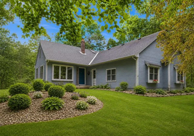Photo 2 of Sale Pending at 15783 Ilex St Nw, Andover, MN 55304 | MLS# 7128243 | Listing updated on 2026-09-11