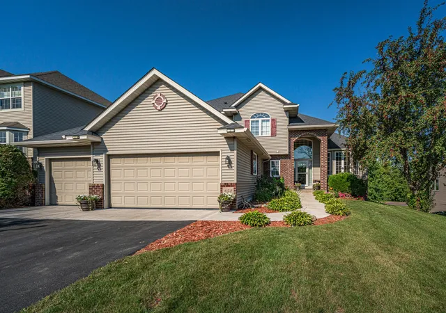 Photo 1 of Sale Pending at 852 Bridle Crk Dr, Jordan, MN 55352 | MLS# 7128353 | Listing updated on 2026-09-09