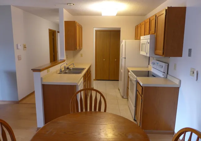 Photo 2 of Condo for sale at 2114 Village Dr #125, Red Wing, MN 55066 | MLS# 7128462 | Listing updated on 2026-09-17