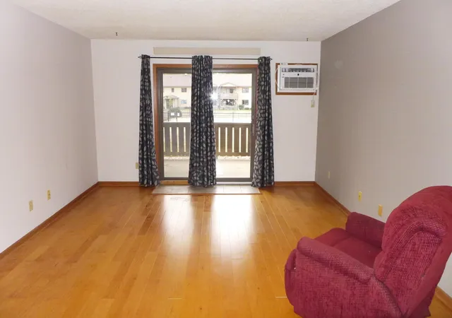 Photo 4 of Condo for sale at 2114 Village Dr #125, Red Wing, MN 55066 | MLS# 7128462 | Listing updated on 2026-09-28