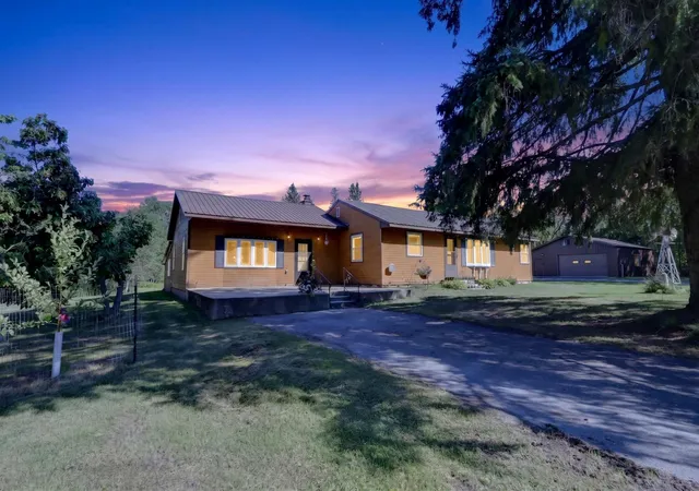 Photo 2 of Single family home for sale at 34550 State Hwy 6, Deer River, MN 56636 | MLS# 7128499 | Listing updated on 2026-09-10