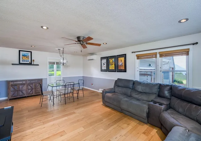 Photo 4 of Sale Pending at 914 N 5th Street, Saint Peter, MN 56082 | MLS# 7128569 | Listing updated on 2026-09-12