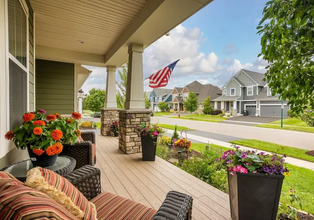 Photo 3 of Single family home for sale at 16550 Draft Horse Blvd, Lakeville, MN 55044 | MLS# 7128824 | Listing updated on 2026-09-15