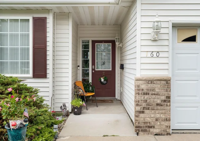 Photo 3 of Sale Pending at 160 24th Place Nw, Owatonna, MN 55060 | MLS# 7128867 | Listing updated on 2026-09-11