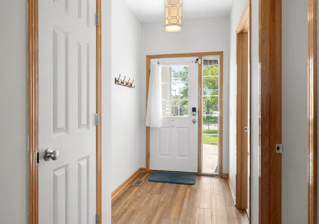 Photo 3 of Sale Pending at 160 24th Place NW, Owatonna, MN 55060 | MLS# 7128867 | Listing updated on 2026-09-11