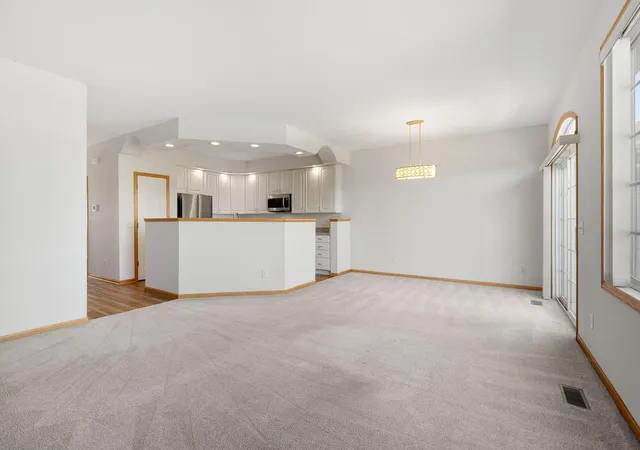 Photo 4 of Sale Pending at 160 24th Place NW, Owatonna, MN 55060 | MLS# 7128867 | Listing updated on 2026-09-11