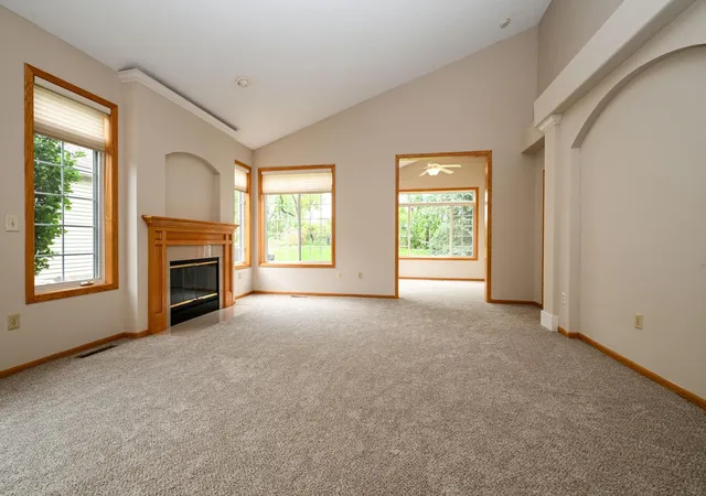 Photo 4 of Sale Pending at 4210 Lawndale Ln N, Minneapolis, MN 55446 | MLS# 7129048 | Listing updated on 2026-09-15