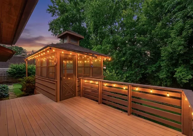 Photo 4 of Single family home for sale at 7712 Riverdale Dr N, Minneapolis, MN 55444 | MLS# 7129141 | Listing updated on 2026-09-15