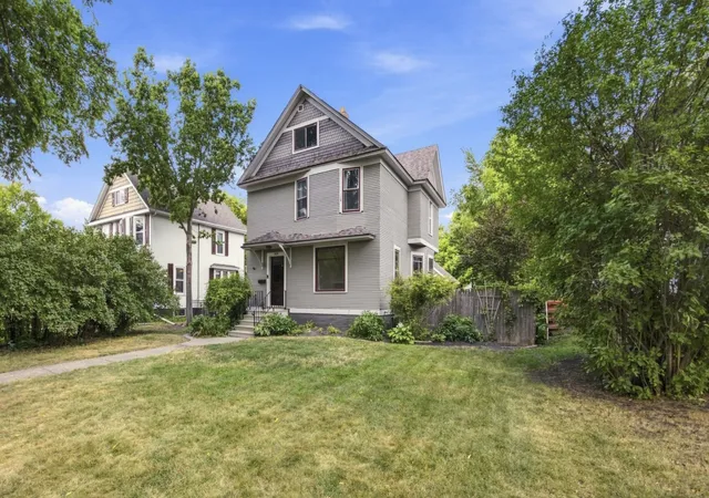 Photo 1 of Sale Pending at 819 8th Ave N, Fargo, ND 58102 | MLS# 7129410 | Listing updated on 2026-09-14
