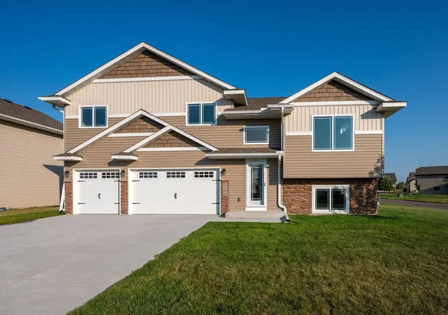 Photo 1 of Single family home for sale at 2175 Eagle St, Rush City, MN 55069 | MLS# 7129460 | Listing updated on 2026-09-22