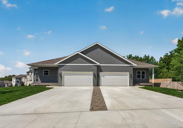Photo 3 of Townhouse for sale at 2353 7th Avenue E, Saint Paul, MN 55109 | MLS# 7129663 | Listing updated on 2026-10-19