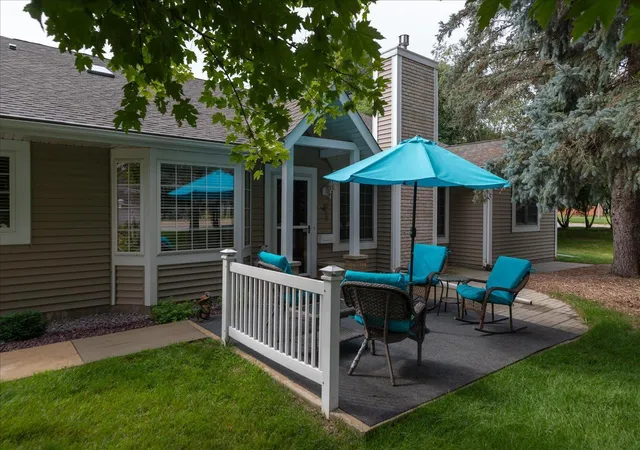 Photo 3 of Sale Pending at 1895 Waterford Pl SW, Rochester, MN 55902 | MLS# 7129966 | Listing updated on 2026-09-15
