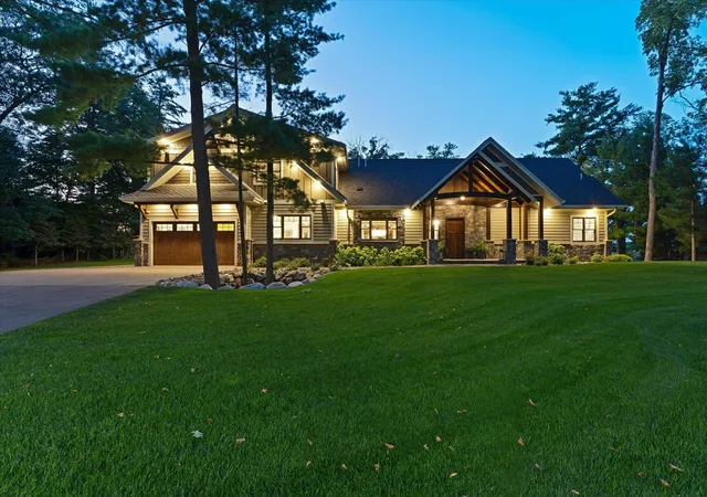 Photo 4 of Sale Pending at 37353 & 37344 Silver Peak Rd, Crosslake, MN 56442 | MLS# 7129973 | Listing updated on 2026-09-15