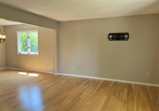 Photo 4 of Single family home for sale at 3002 7th Avenue NW, Rochester, MN 55901 | MLS# 7129989 | Listing updated on 2026-09-22