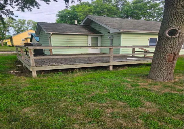 Photo 3 of Single family home for sale at 734 8th Street, Westbrook, MN 56183 | MLS# 7130061 | Listing updated on 2026-09-18