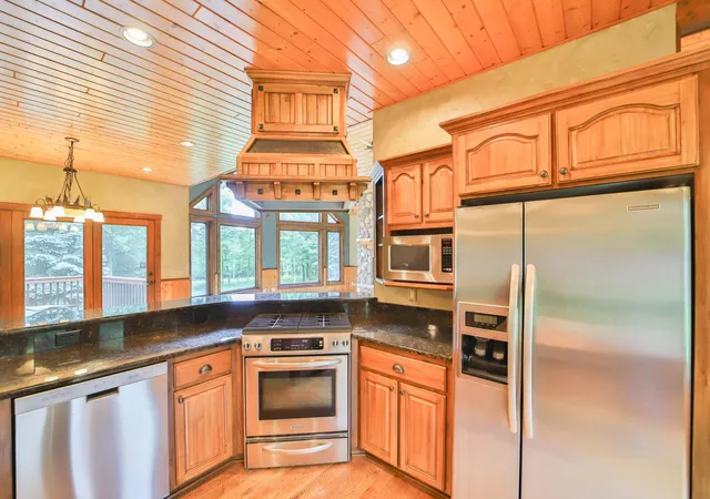 Photo 3 of Single family home for sale at 11212 Leewood Ln, East Gull Lake, MN 56401 | MLS# 7130142 | Listing updated on 2026-09-10