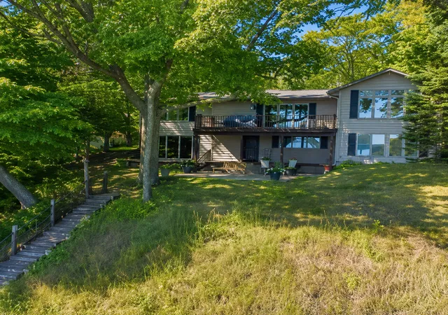 Photo 4 of Single family home for sale at 39282 Moonlight Bay Trl, Pelican Rapids, MN 56572 | MLS# 7130200 | Listing updated on 2026-09-14