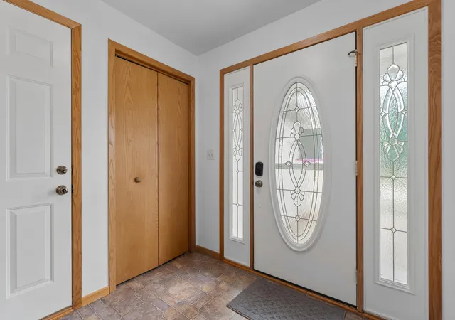 Photo 2 of Single family home for sale at 506 7th Avenue Ne, Byron, MN 55920 | MLS# 7130427 | Listing updated on 2026-09-15