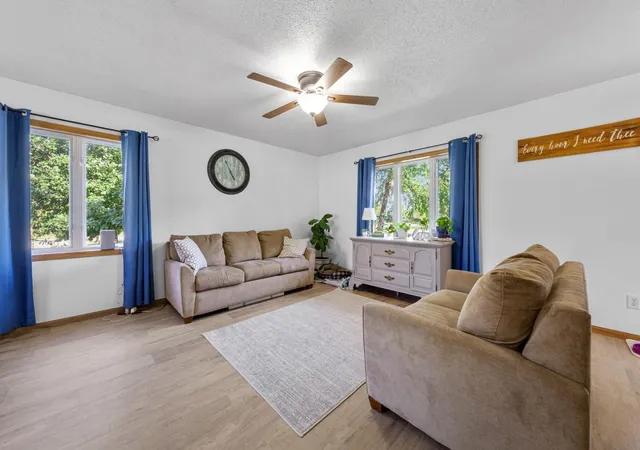 Photo 3 of Sale Pending at 601 Bassford St, Saint Peter, MN 56082 | MLS# 7130593 | Listing updated on 2026-09-12