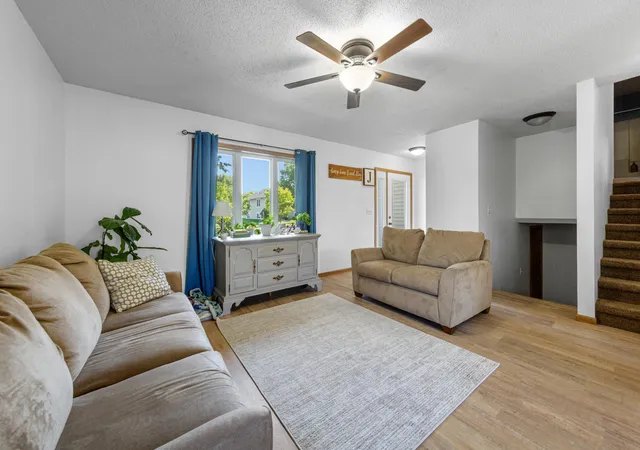 Photo 3 of Sale Pending at 601 Bassford St, Saint Peter, MN 56082 | MLS# 7130593 | Listing updated on 2026-09-12