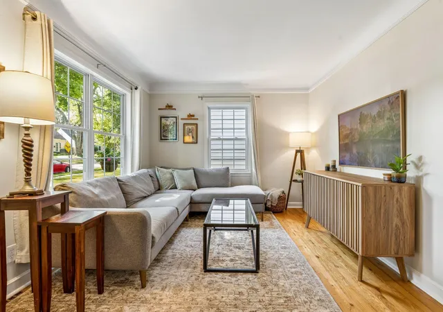 Photo 3 of Single family home for sale at 2824 Idaho Ave S, Saint Louis Park, MN 55426 | MLS# 7130705 | Listing updated on 2026-09-15