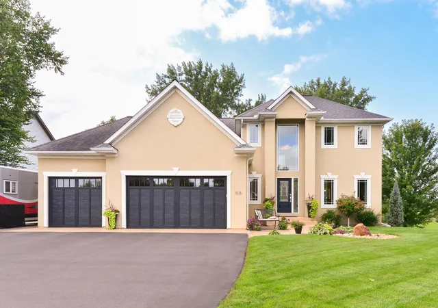 Photo 3 of Sale Pending at 6324 Cherokee Trl, Lino Lakes, MN 55038 | MLS# 7130719 | Listing updated on 2026-09-15