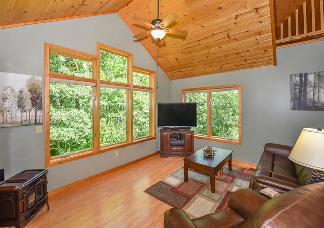 Photo 3 of Sale Pending at 31492 Green Scene Dr, Breezy Point, MN 56472 | MLS# 7130751 | Listing updated on 2026-09-11