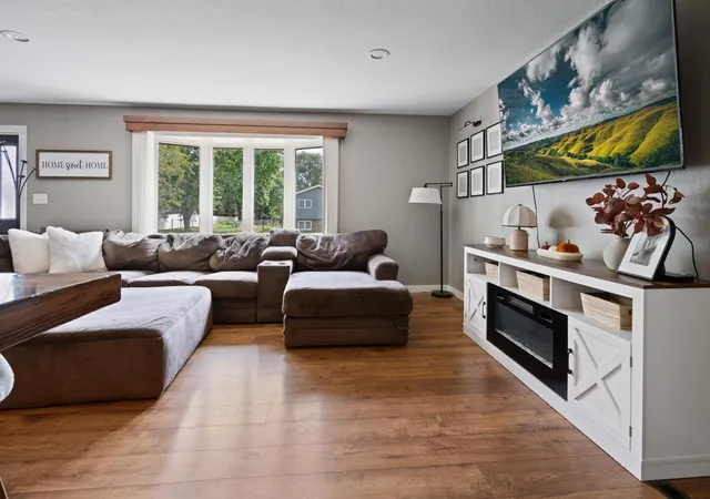 Photo 3 of Single family home for sale at 805 13th Street N, Sauk Rapids, MN 56379 | MLS# 7130770 | Listing updated on 2026-10-09
