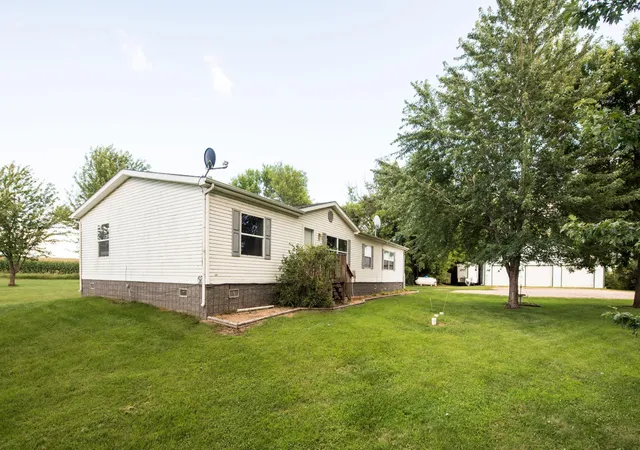 Photo 1 of Single family home for sale at 6951 County Rd 82 Nw, Garfield, MN 56332 | MLS# 7130829 | Listing updated on 2026-10-02