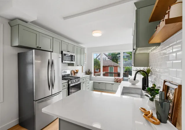Photo 4 of Sale Pending at 4116 Elliot Ave, Minneapolis, MN 55407 | MLS# 7131092 | Listing updated on 2026-09-09