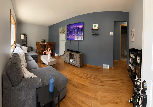 Photo 3 of Sale Pending at 847 3rd St N, Wahpeton, ND 58075 | MLS# 7131119 | Listing updated on 2026-10-01