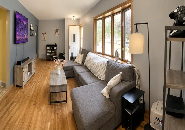 Photo 3 of Sale Pending at 847 3Rd St N, Wahpeton, ND 58075 | MLS# 7131119 | Listing updated on 2026-10-01