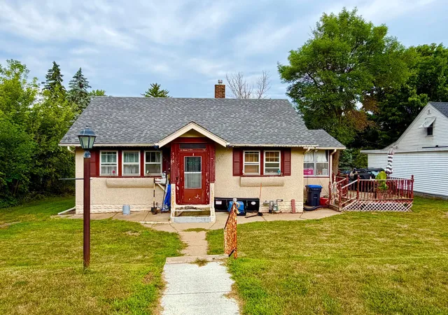 Photo 1 of Single family home for sale at 514 State St E, Cannon Falls, MN 55009 | MLS# 7131123 | Listing updated on 2026-09-20