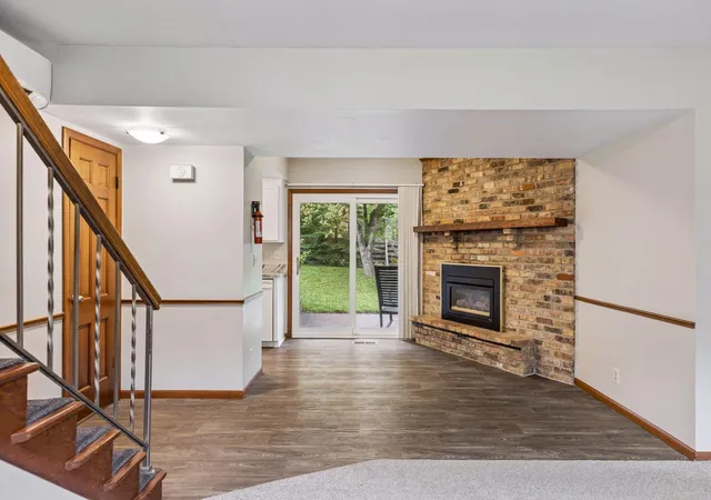 Photo 4 of House for sale at 245 Glenmoor Ln, Long Lake, MN 55356 | MLS# 7131177 | Listing updated on 2026-09-10