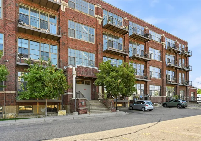 Photo 1 of Sale Pending at 1901 E Hennepin Ave #202, Minneapolis, MN 55413 | MLS# 7131291 | Listing updated on 2026-09-11